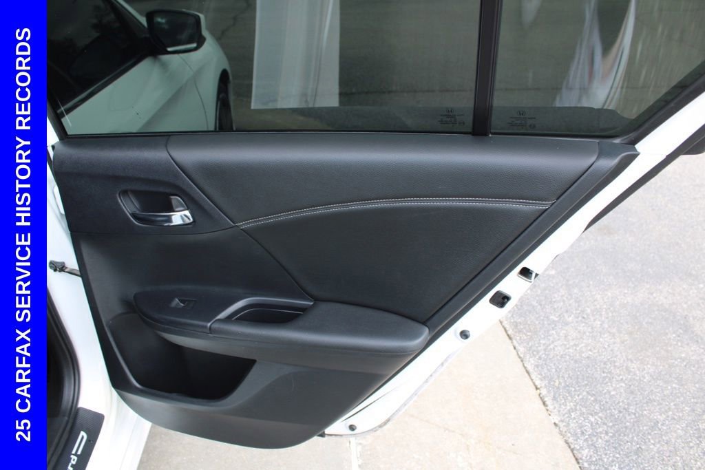 Used 2016 Honda Accord Sport image 22