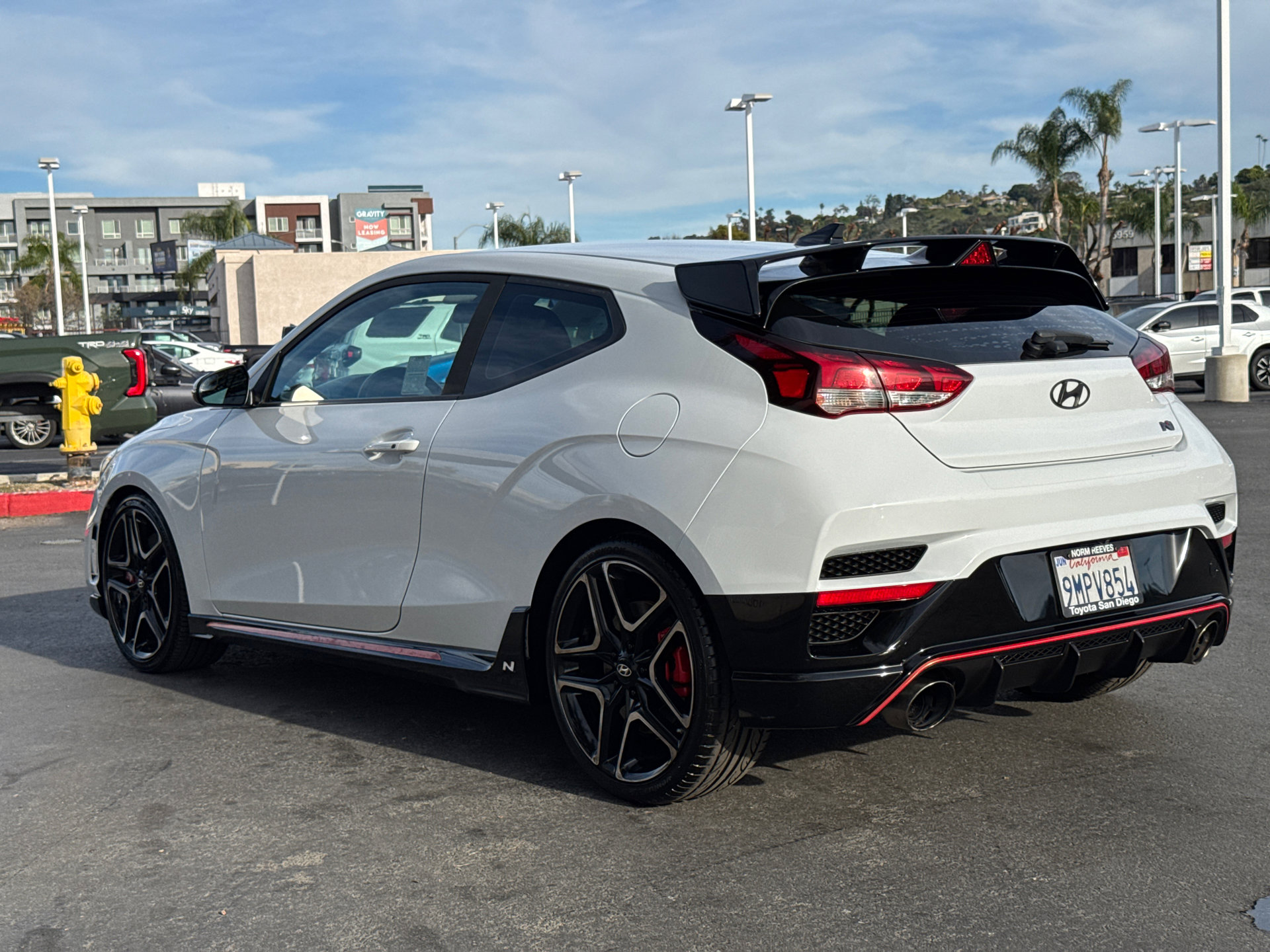 Used 2020 Hyundai Veloster N w/ Performance Package image 9