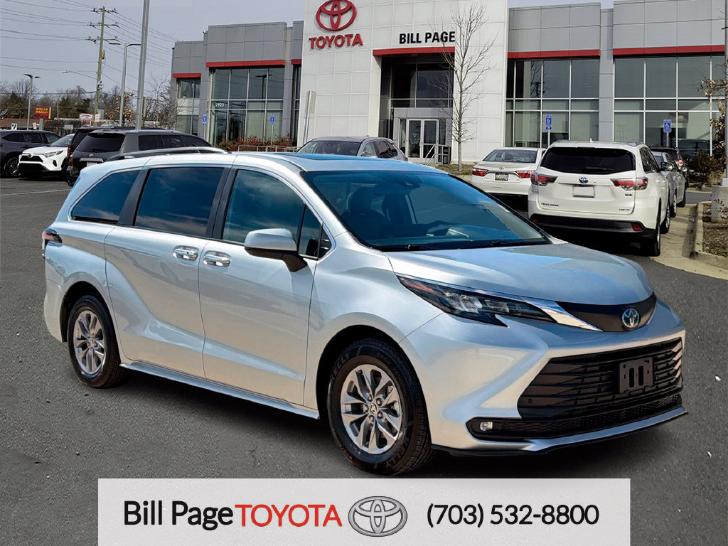 Used 2025 Toyota Sienna XLE