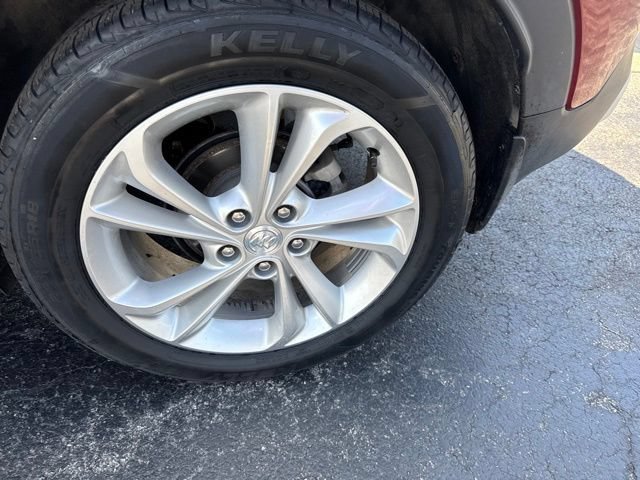Used 2023 Buick Encore GX Preferred w/ Cold Weather Comfort Package FWD image 25