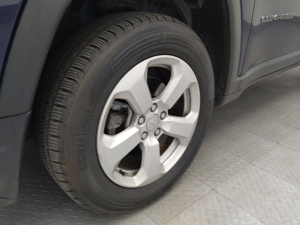 Used 2018 Jeep Compass Latitude w/ Popular Equipment Group AWD/4WD image 31
