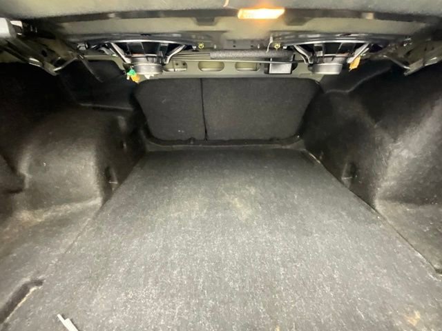 Used 2016 Chevrolet Malibu Premier w/ Driver Confidence Package II image 9