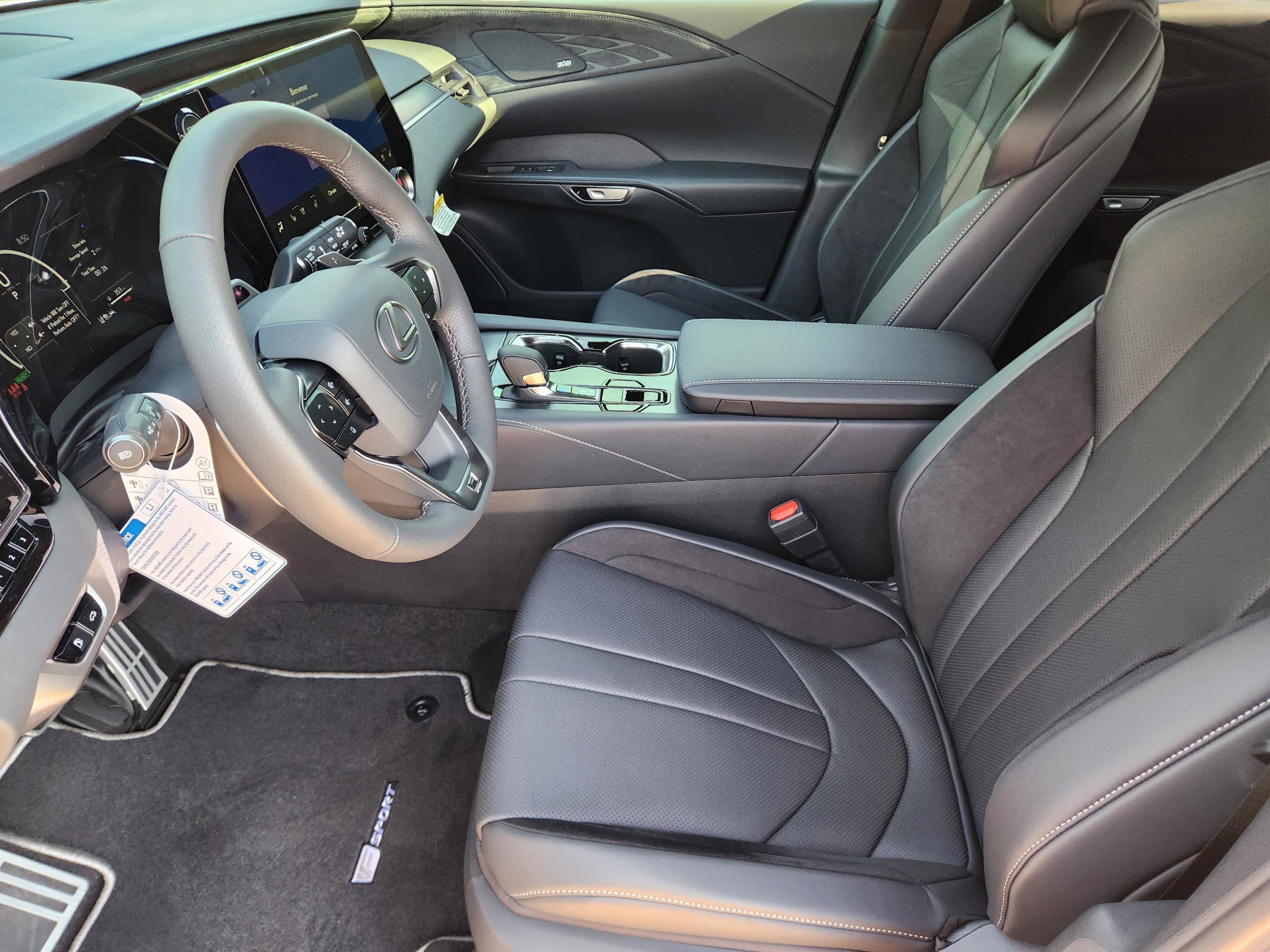 New 2026 Lexus RX 500h F Sport AWD/4WD image 5