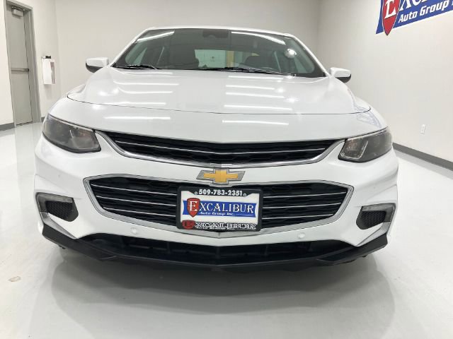 Used 2018 Chevrolet Malibu LT w/ Driver Confidence Package image 5