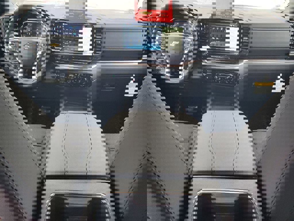 New 2026 Chevrolet Silverado 2500 LT w/ Z71 Chrome Sport Edition image 4