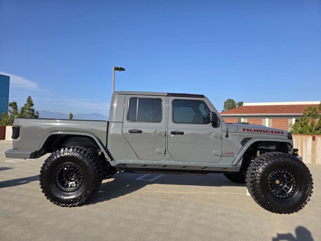 Used 2022 Jeep Gladiator Rubicon AWD/4WD image 6