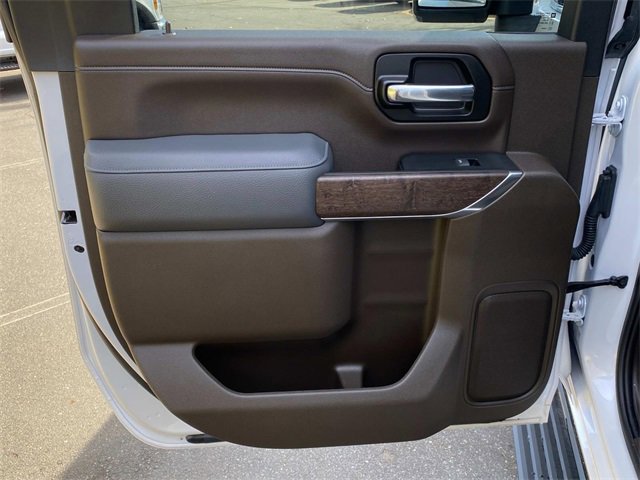 Used 2022 GMC Sierra 3500 Denali w/ Denali Ultimate Package image 10