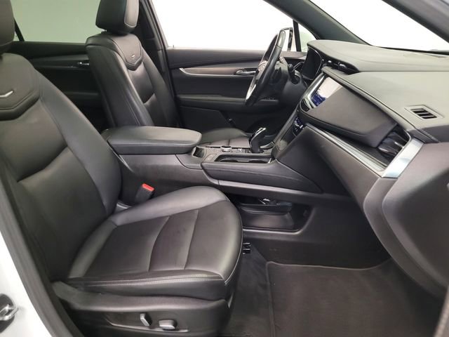 Used 2023 Cadillac XT6 Luxury image 17
