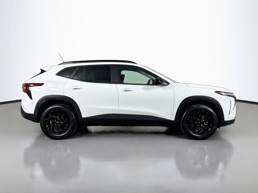 New 2026 Chevrolet Trax LT w/ Driver Confidence Package FWD image 8