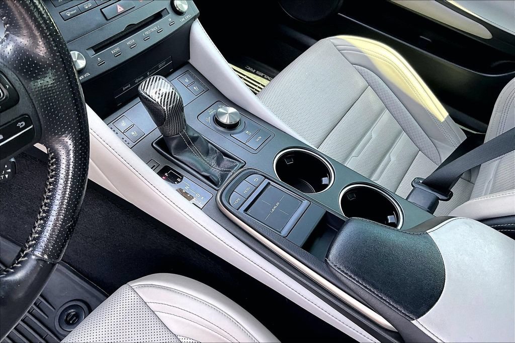 Used 2016 Lexus RC 200t RWD image 15