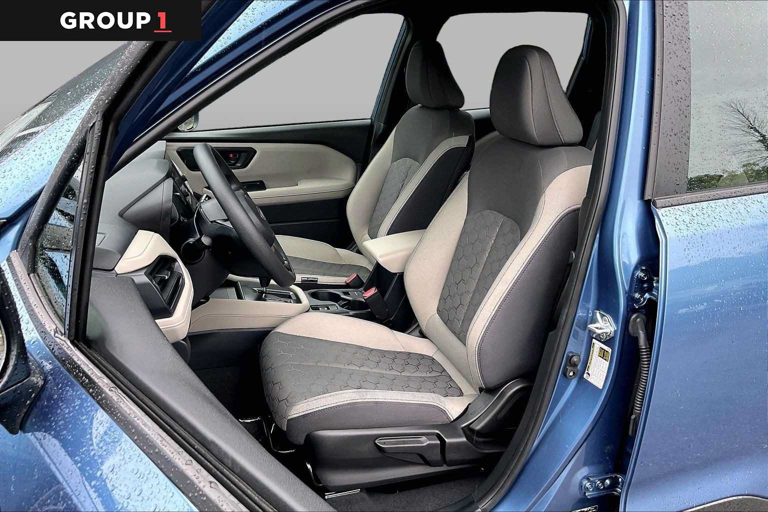 Used 2025 Subaru Forester AWD/4WD image 8