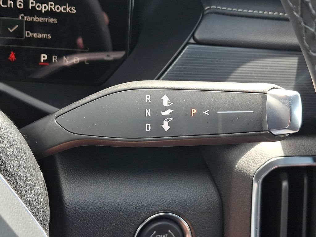 New 2026 GMC Acadia Elevation w/ Black Edition AWD/4WD image 8