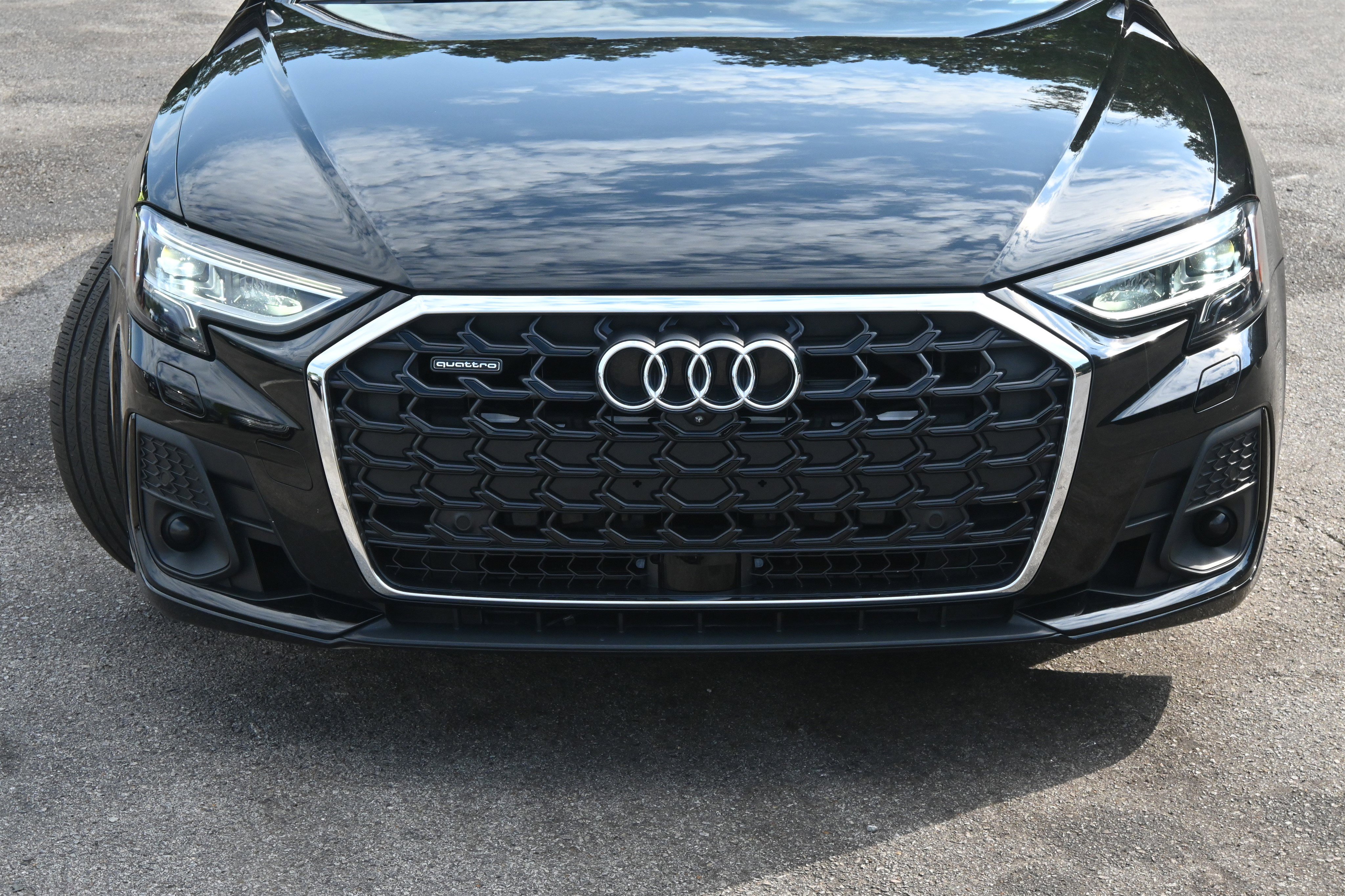 Used 2022 Audi A8 L 3.0T image 12