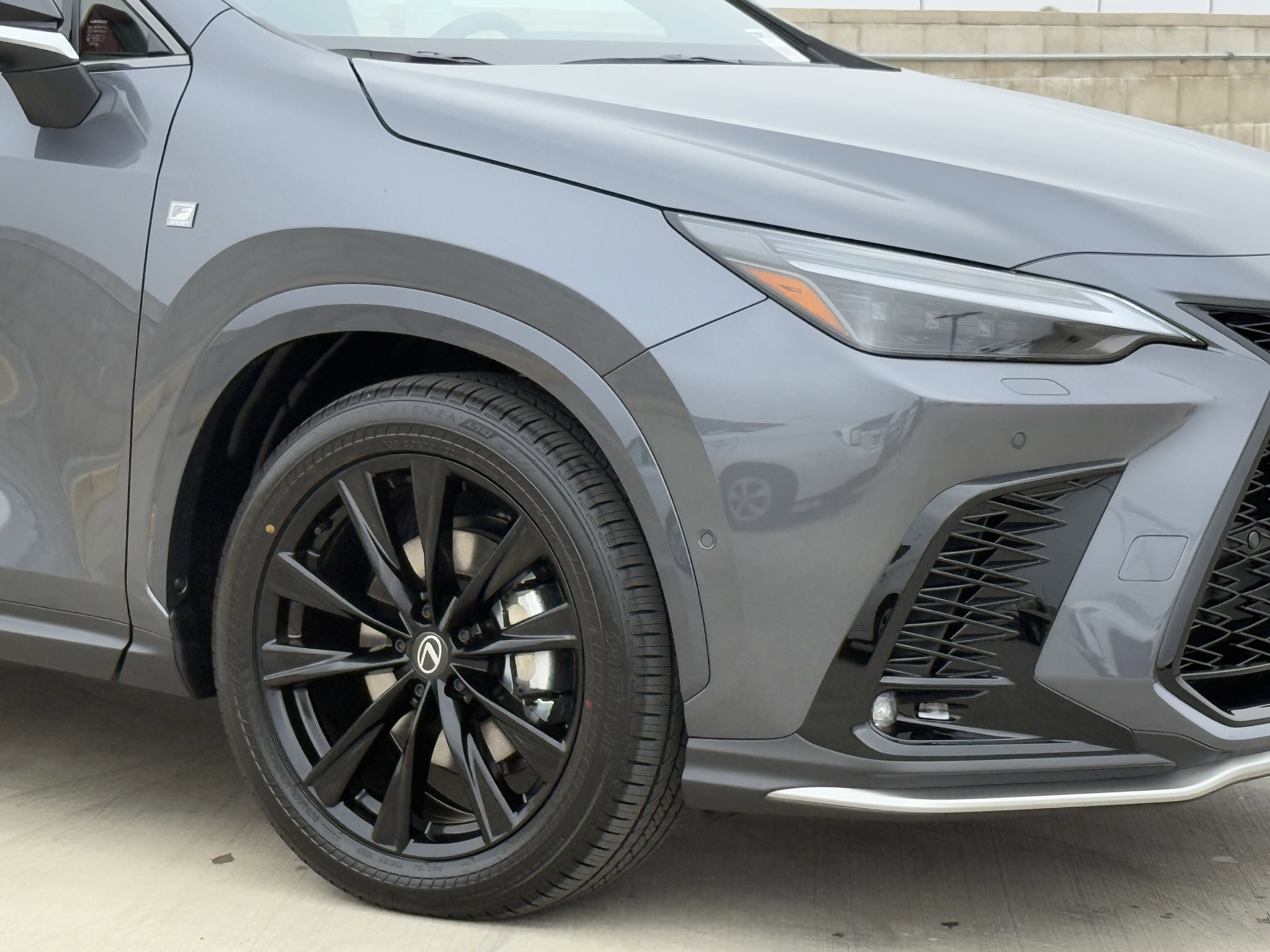 New 2026 Lexus NX 450h+ F Sport image 4