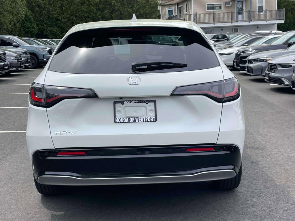 Certified 2024 Honda HR-V EX-L image 5