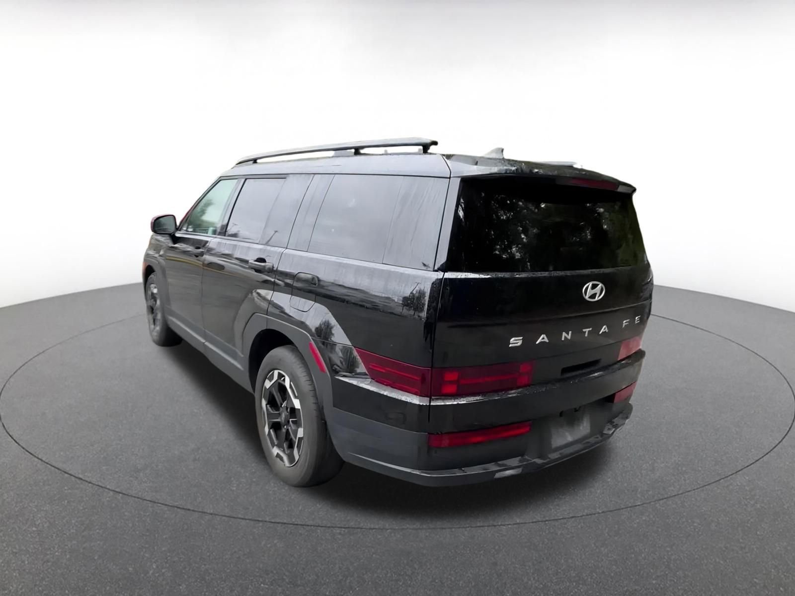 Used 2025 Hyundai Santa Fe SEL image 11