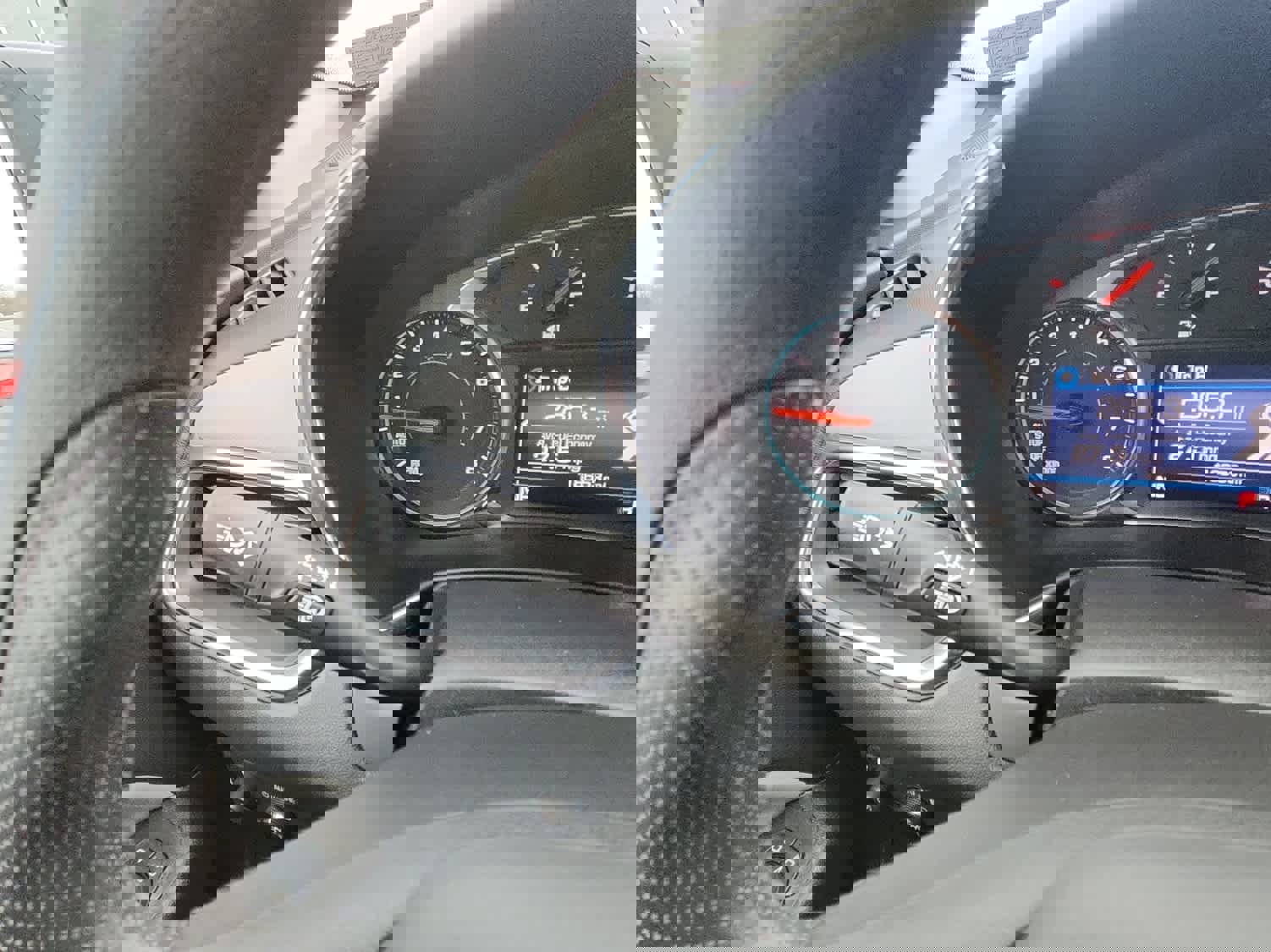 Used 2023 Chevrolet Equinox LS w/ LS Convenience Package image 27