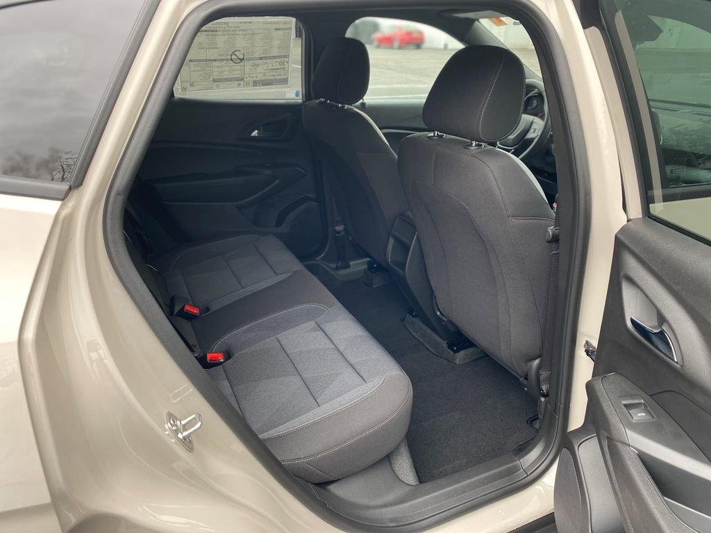 New 2026 Chevrolet Trax RS FWD image 15