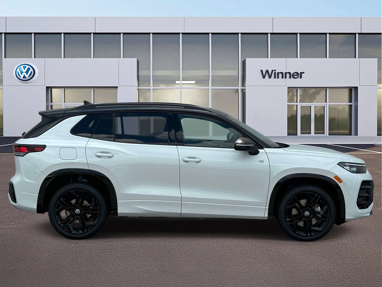 New 2026 Volkswagen Tiguan SE R-Line AWD/4WD image 6