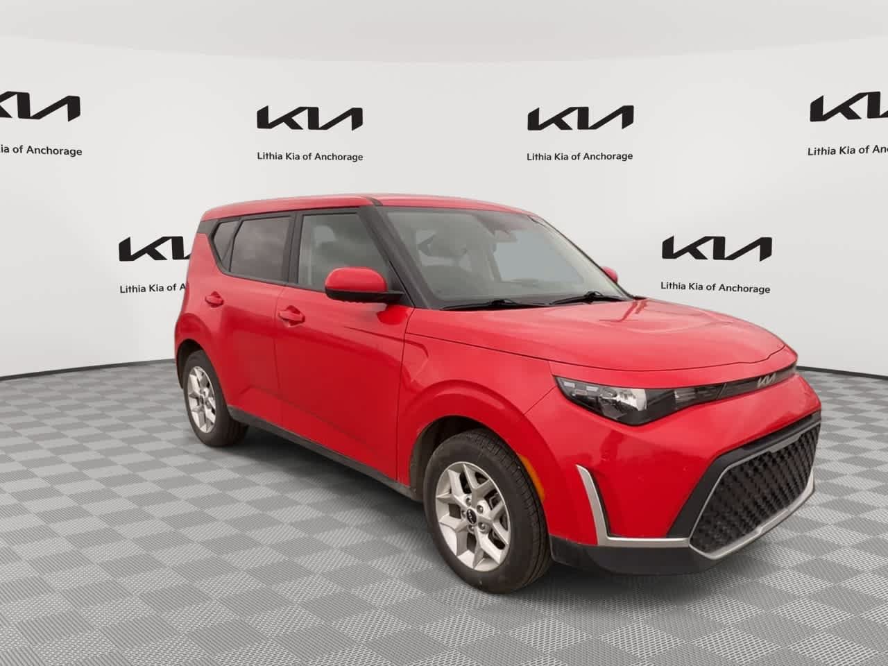 Used 2024 Kia Soul LX w/ Option Group 015 FWD image 2