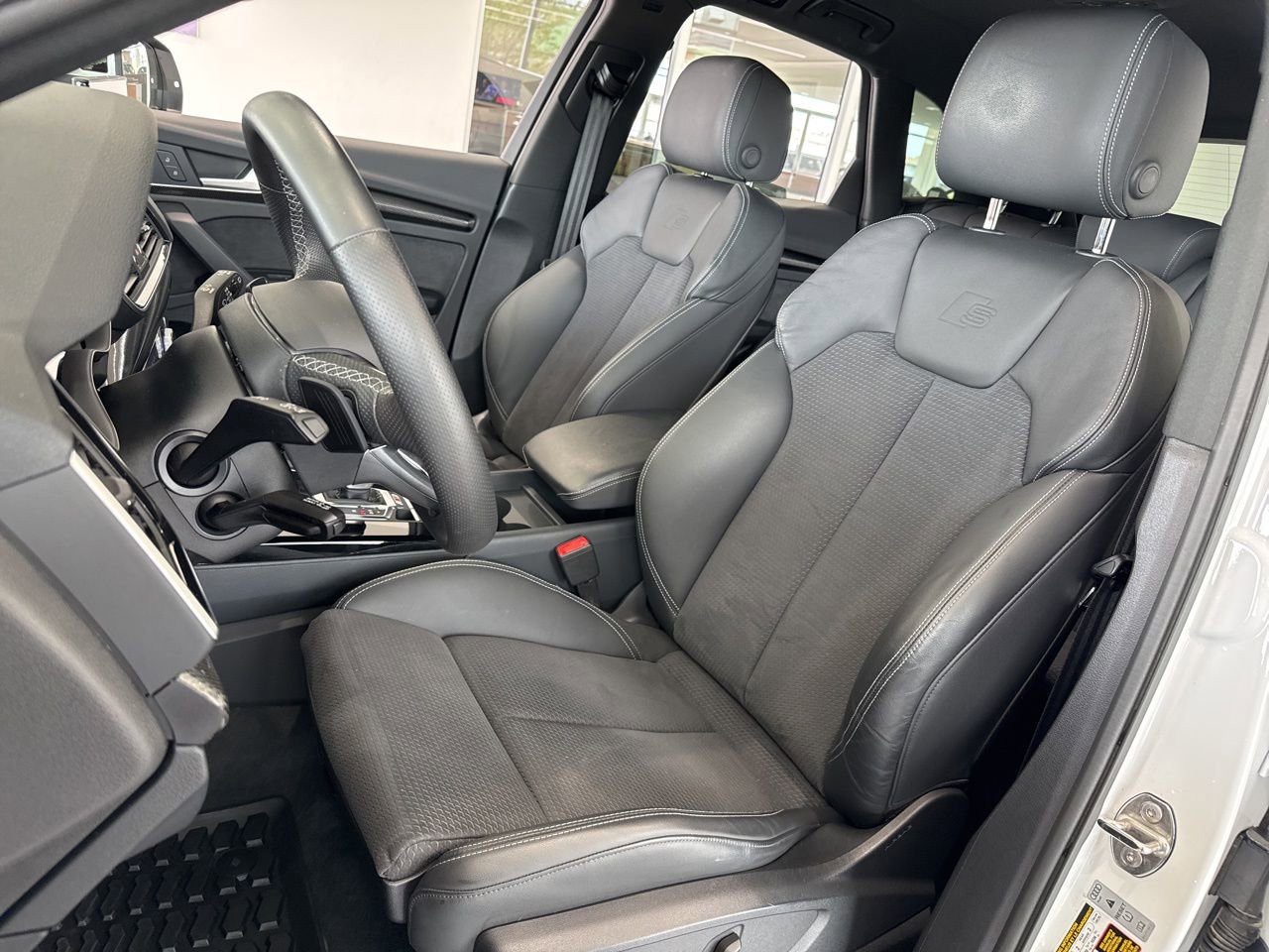 Used 2024 Audi SQ5 Premium image 15