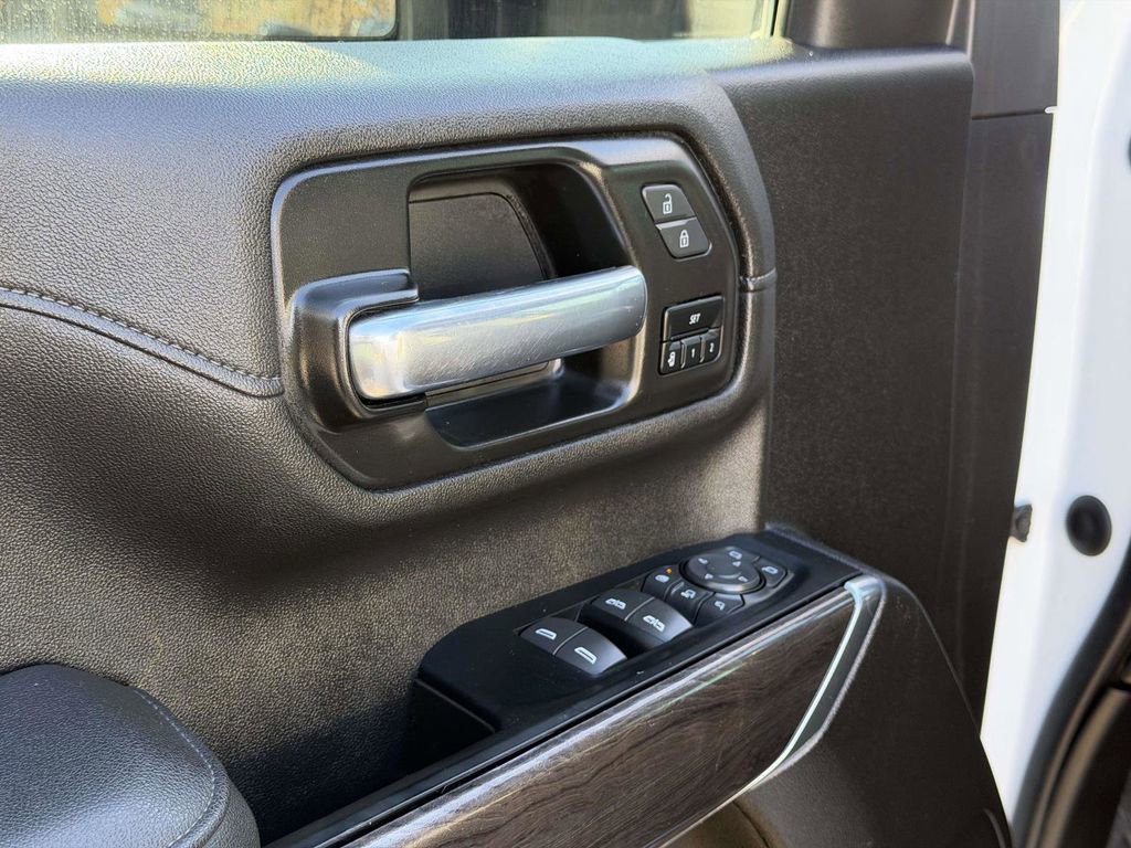 Used 2023 Chevrolet Silverado 2500 LTZ w/ LTZ Plus Package image 18