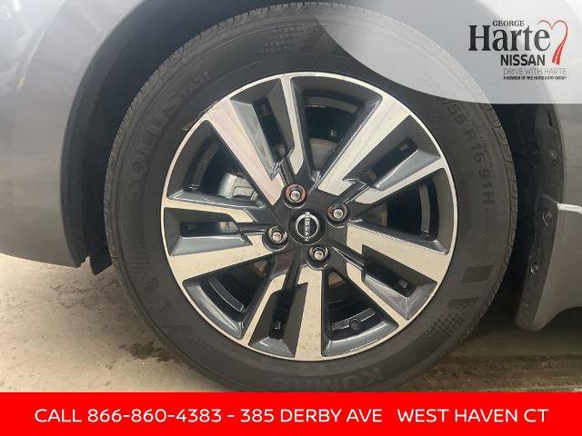 Certified 2025 Nissan Versa SV w/ Trunk Package image 19