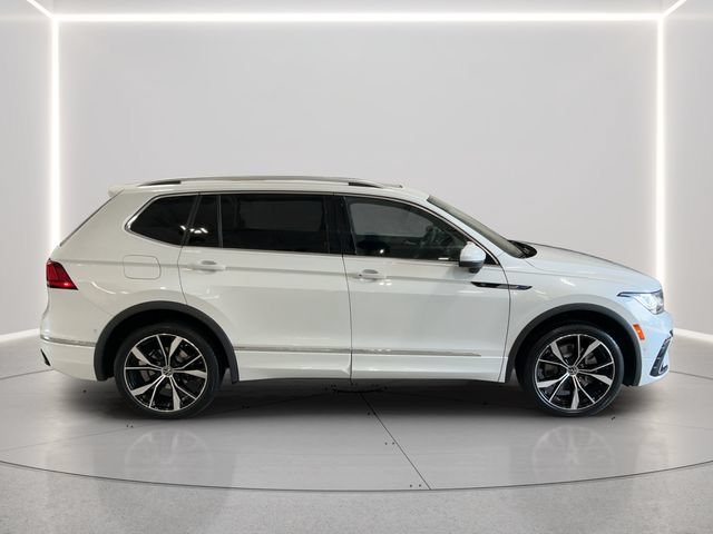 Used 2024 Volkswagen Tiguan SEL R-Line AWD/4WD image 7