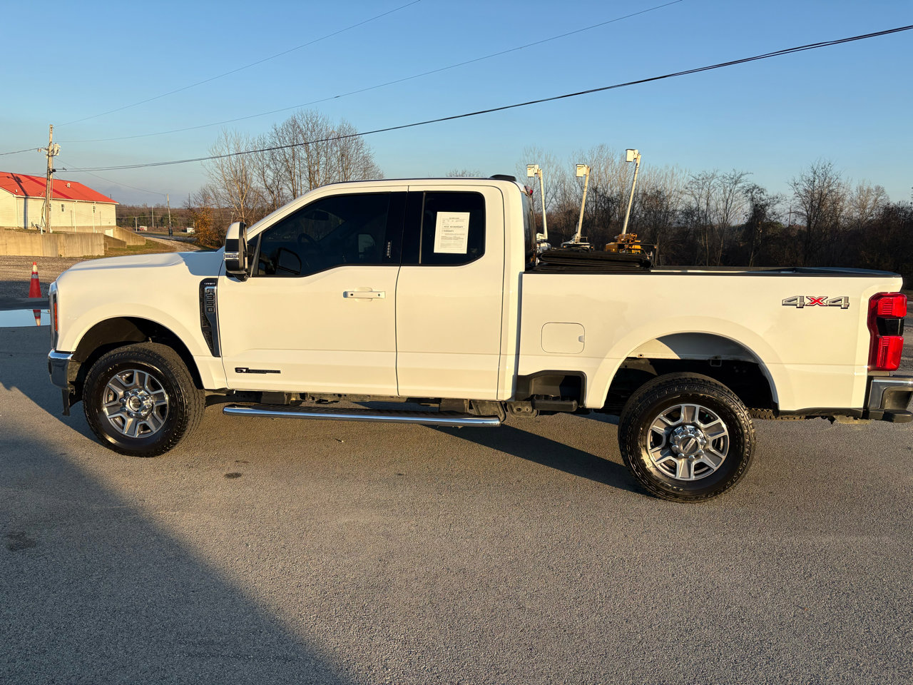 Used 2023 Ford F350 Lariat image 7