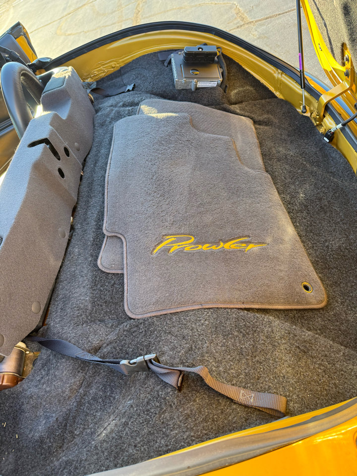 Used 2002 Chrysler Prowler image 11