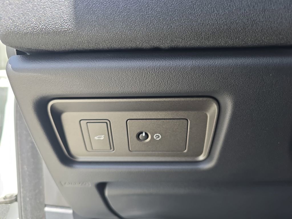 Used 2016 Land Rover Range Rover Evoque SE Premium image 29