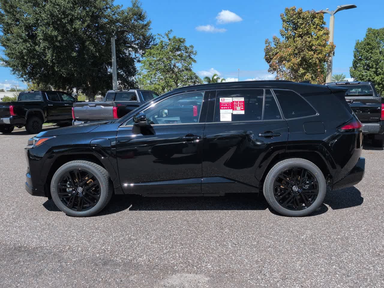 New 2026 Toyota RAV4 XSE AWD/4WD image 3