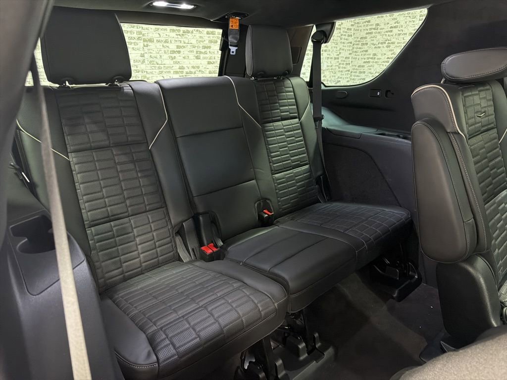Used 2023 Cadillac Escalade V w/ LPO, ONYX Package AWD/4WD image 13