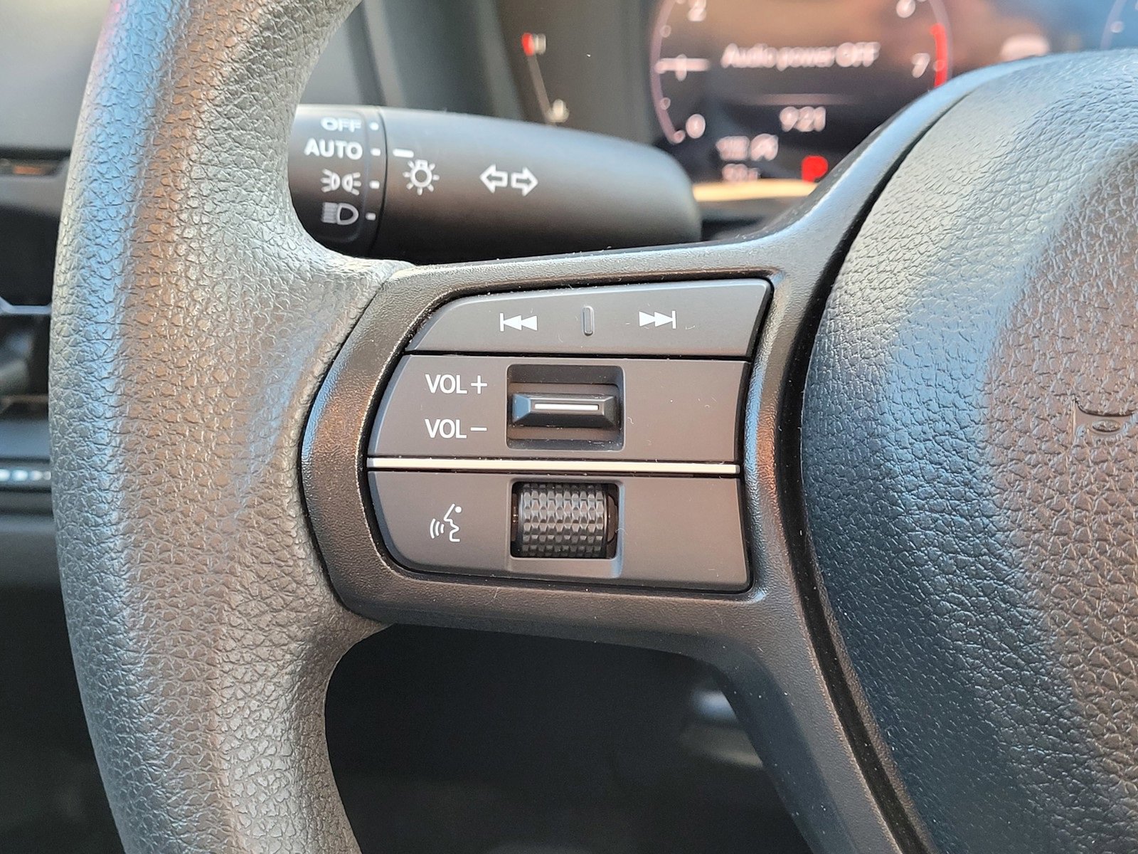 Certified 2024 Honda Accord LX image 18