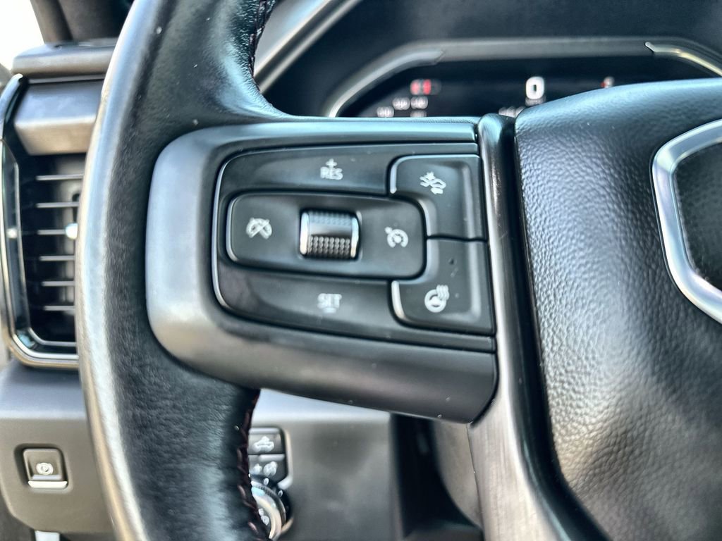 Used 2024 GMC Sierra 2500 AT4X image 31