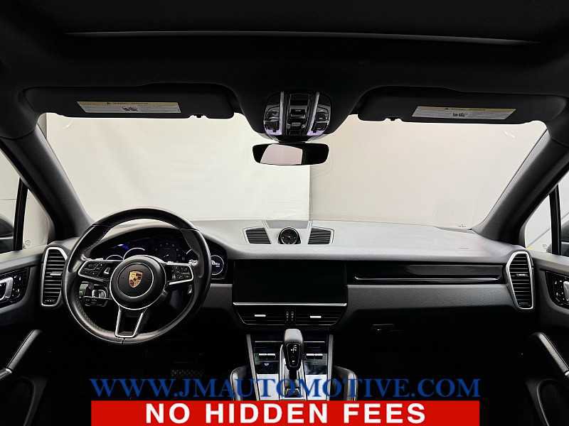 Used 2019 Porsche Cayenne image 12