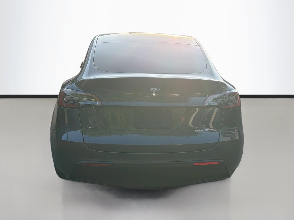 Used 2022 Tesla Model Y Performance AWD/4WD image 6