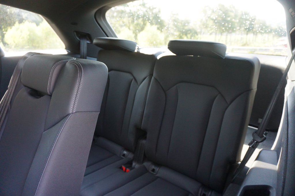 Used 2025 Audi Q7 3.0T Premium Plus AWD/4WD image 15