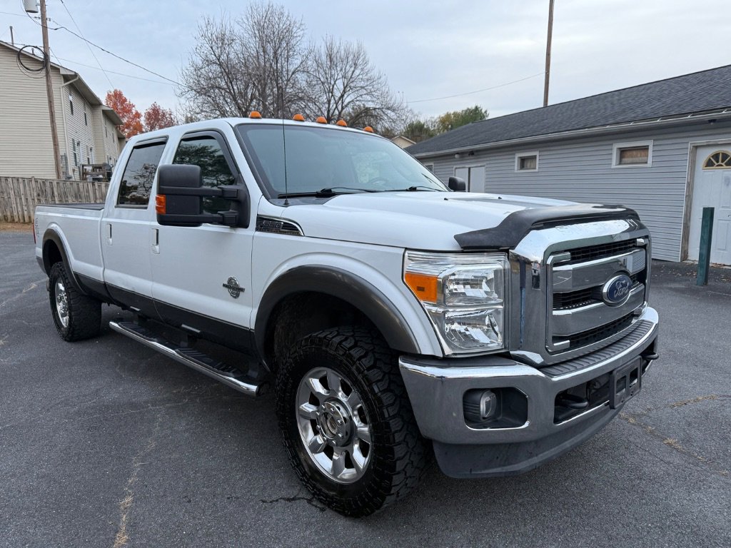 Used 2016 Ford F350 Lariat w/ Lariat Ultimate Package image 3