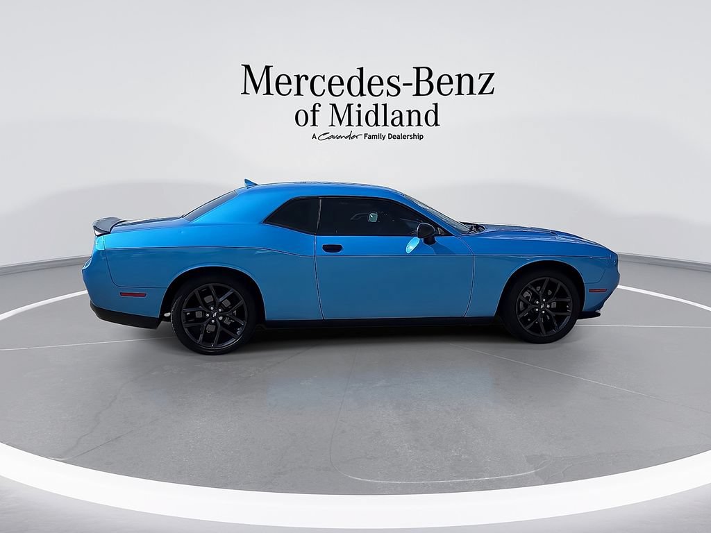 Used 2023 Dodge Challenger SXT w/ Plus Package RWD image 9