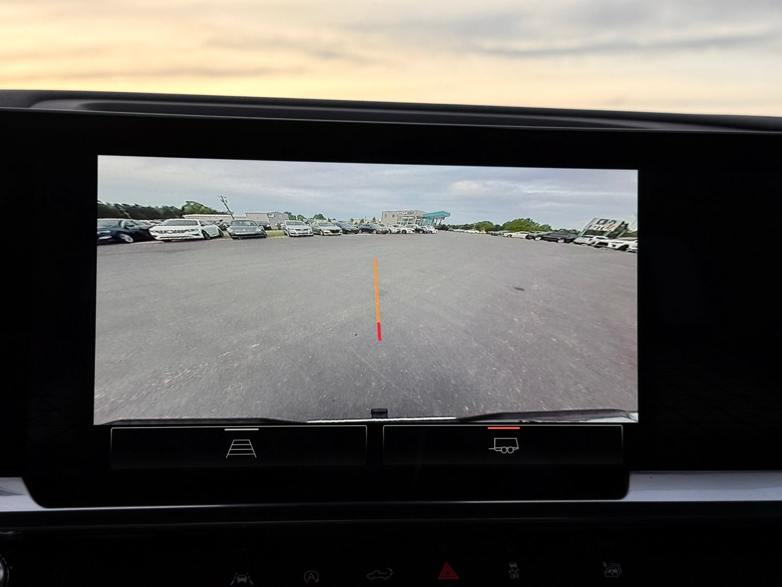 Used 2022 GMC Sierra 1500 SLT w/ SLT Convenience Package AWD/4WD image 51
