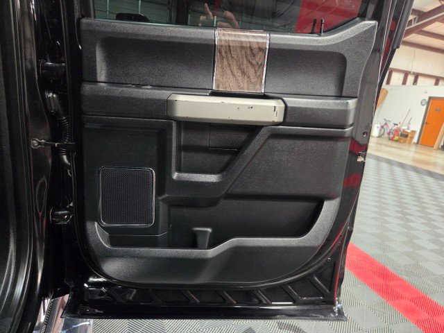 Used 2019 Ford F250 Lariat w/ Lariat Ultimate Package AWD/4WD image 38