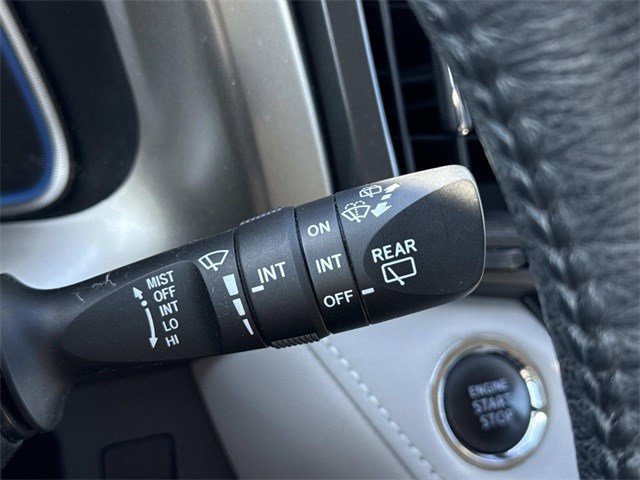 Used 2015 Toyota RAV4 Limited image 26