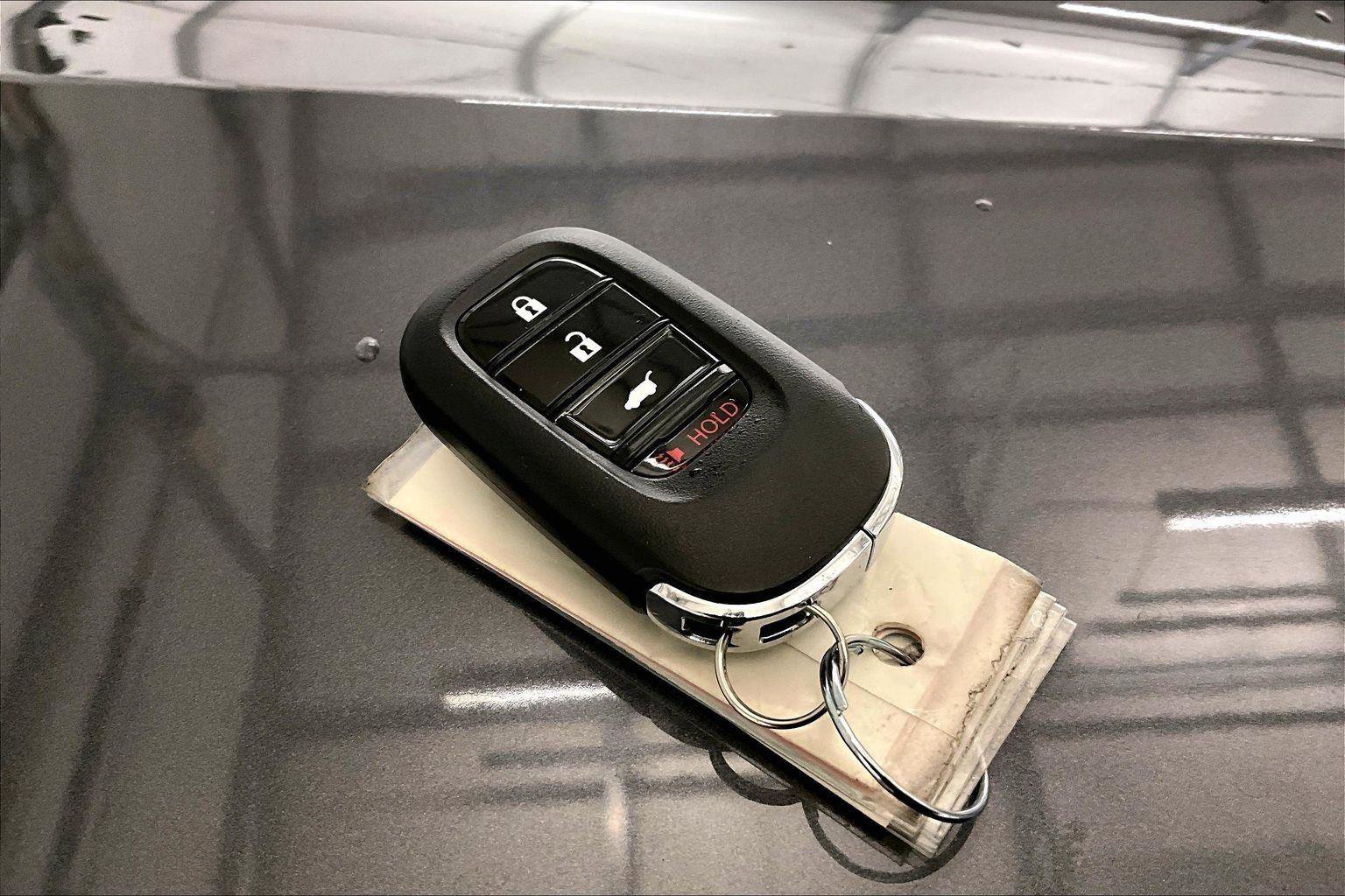 Used 2025 Honda HR-V LX image 9