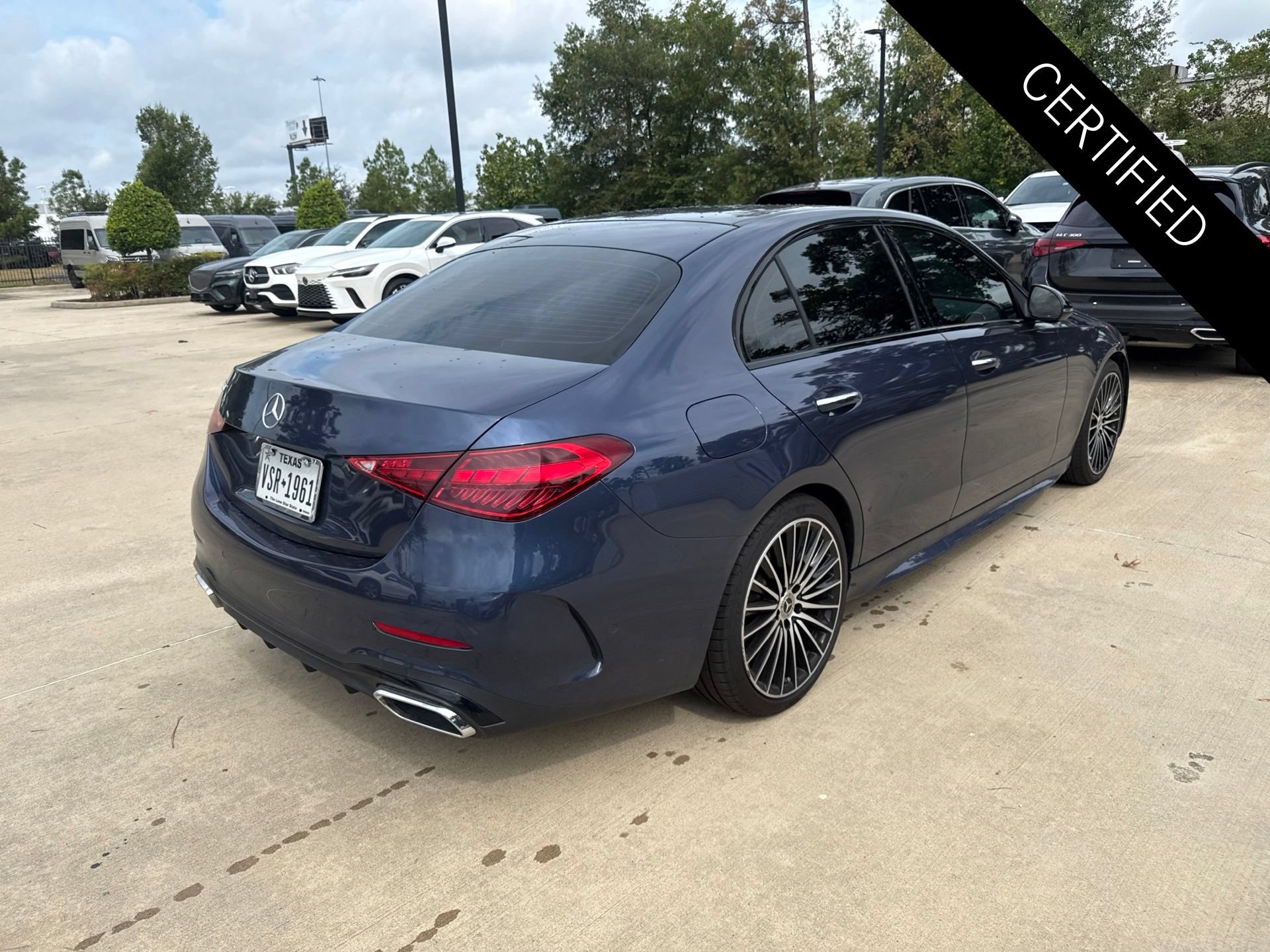 Used 2024 Mercedes-Benz C 300 Sedan image 4