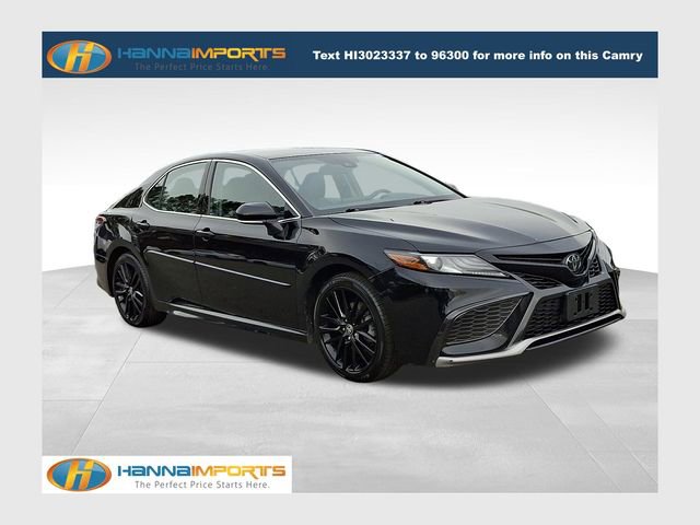 Used 2022 Toyota Camry XSE image 1