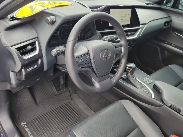 Used 2024 Lexus UX 250h FWD w/ Premium Package image 23