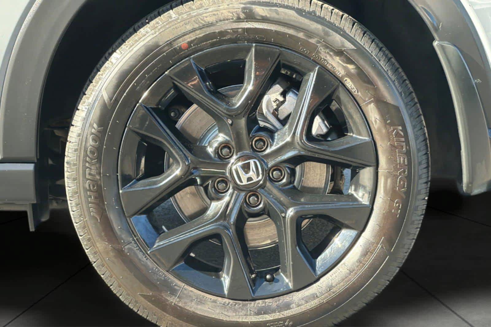 Used 2025 Honda HR-V Sport image 11