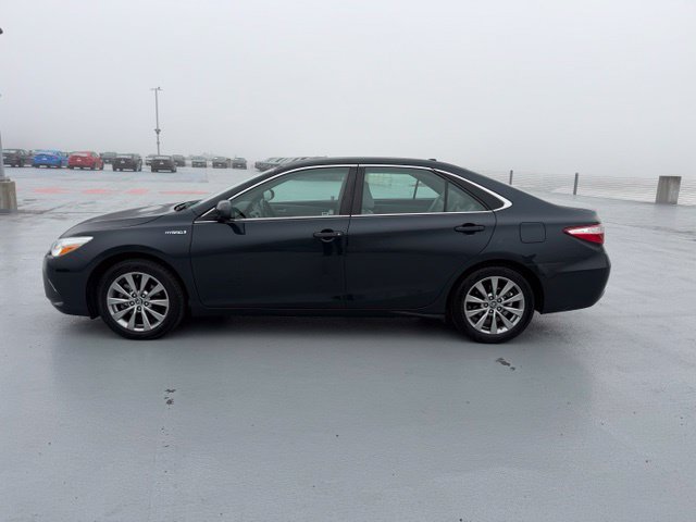 Used 2017 Toyota Camry XLE FWD image 6