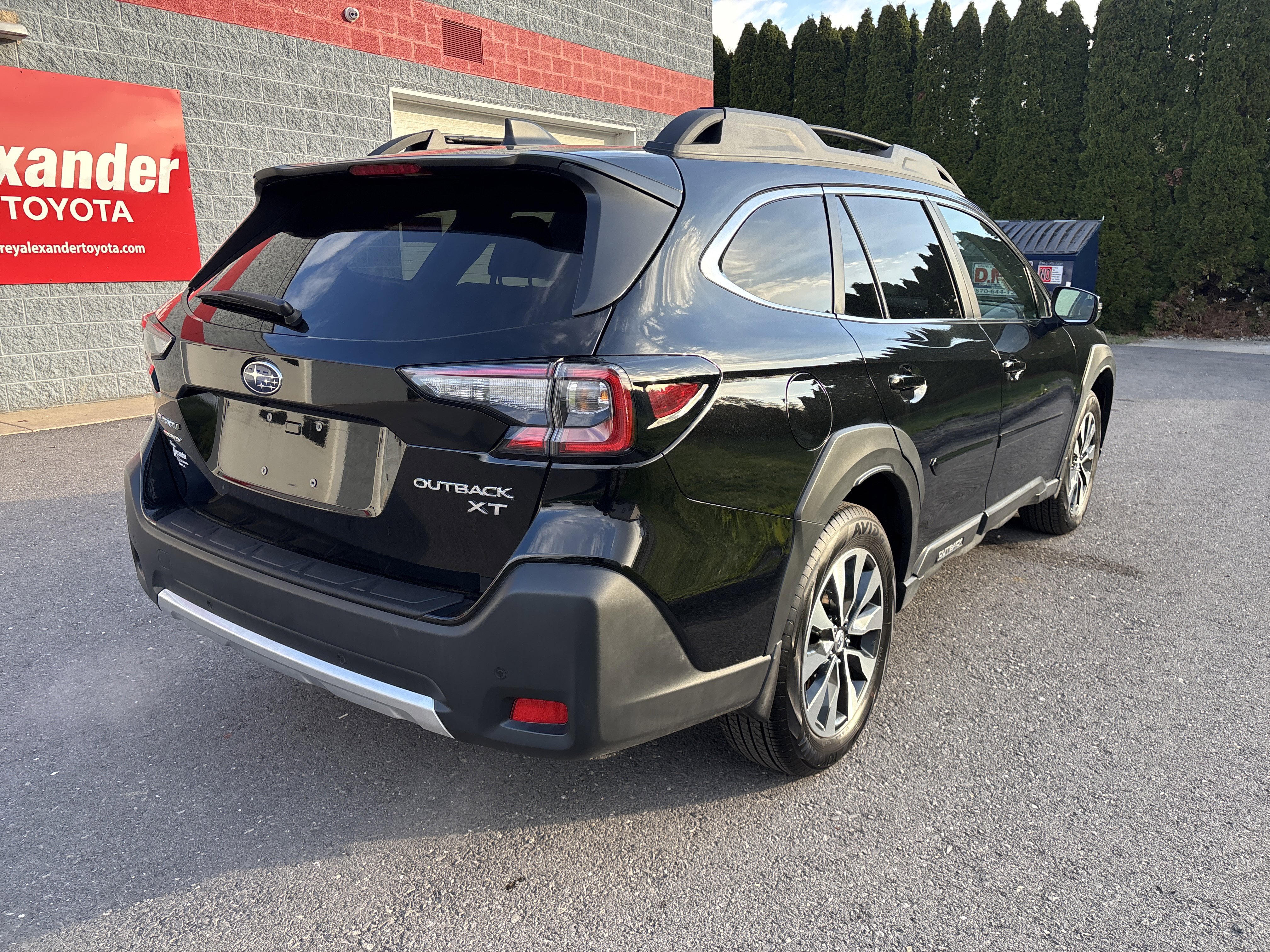 Used 2025 Subaru Outback Limited XT video 3